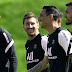 Messi meets teammates at first PSG training session