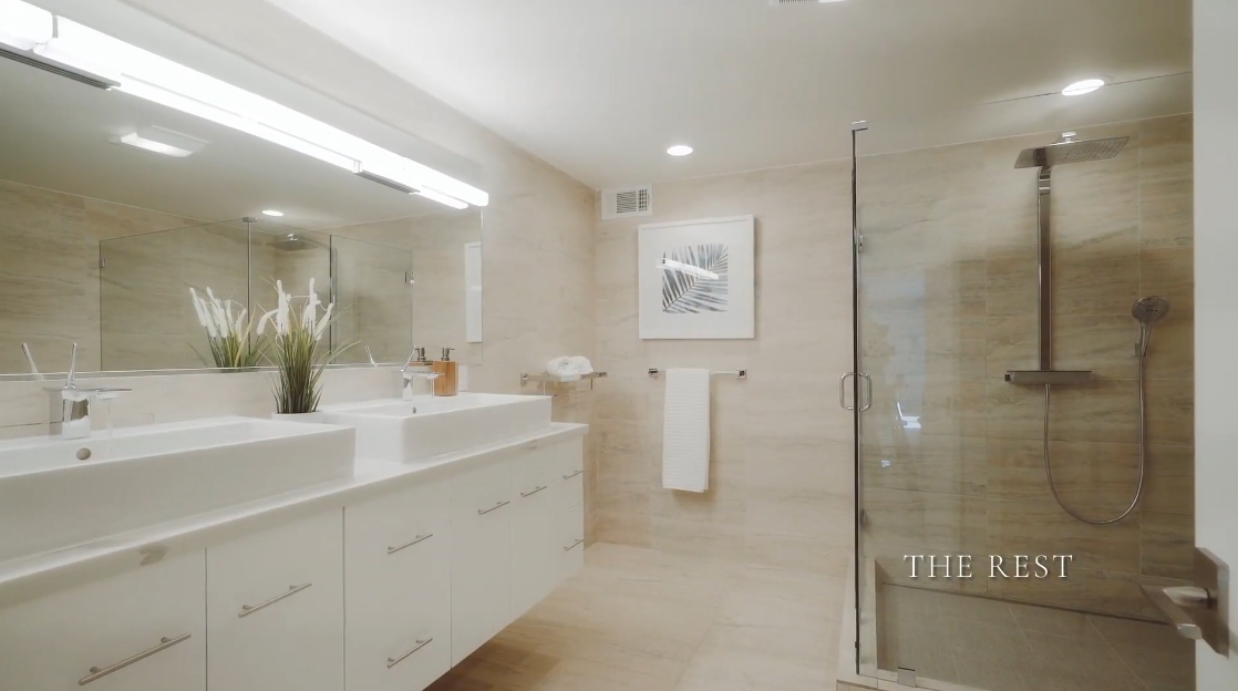 Tour 440 58th St, Oakland, CA vs. 27 Interior Design Photos