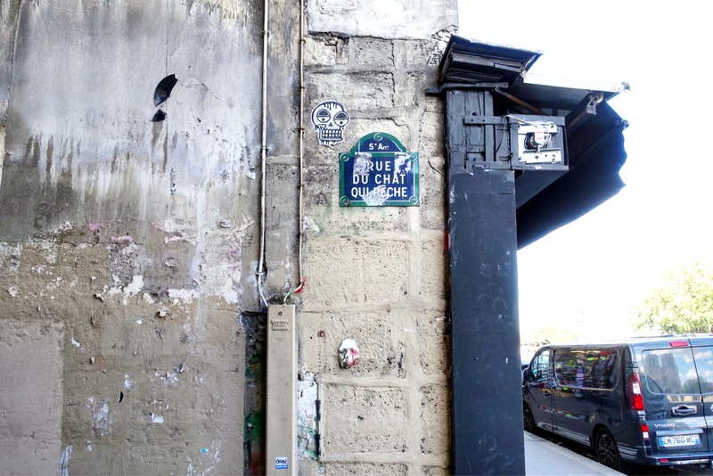 Paris Rue du Chat qui Pêche,