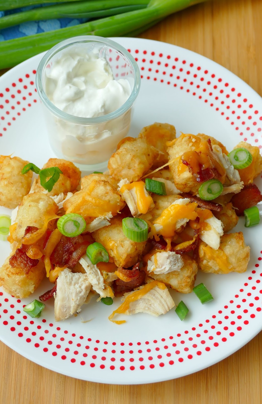 Cheesy Chicken and Bacon Tater Tots Recipe
