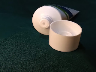 nivea-soothing-care-handcream-nozzle nivea-soothing-care-handcream-nozzle