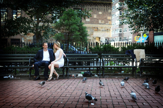 romantic NYC West Village engagement session | photos by https://www.artoflove.com/
