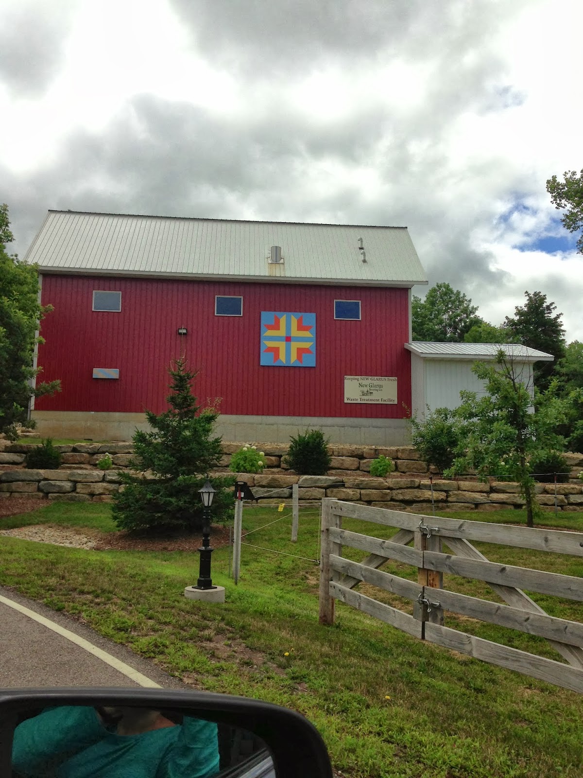 Lapis&Moss How many lakes does Wisconsin have?