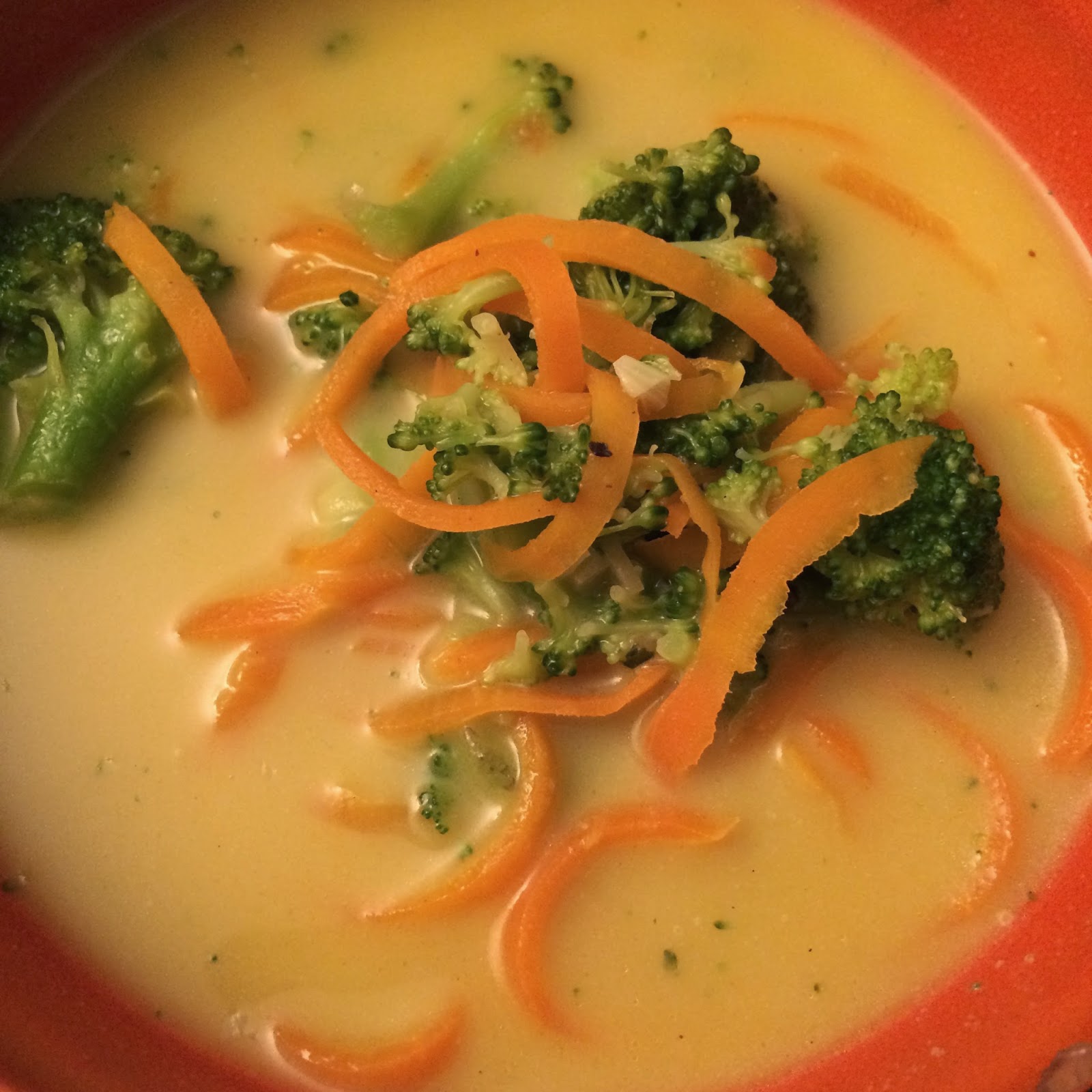 CrazyCatsMom: Broccoli-Curry-Suppe