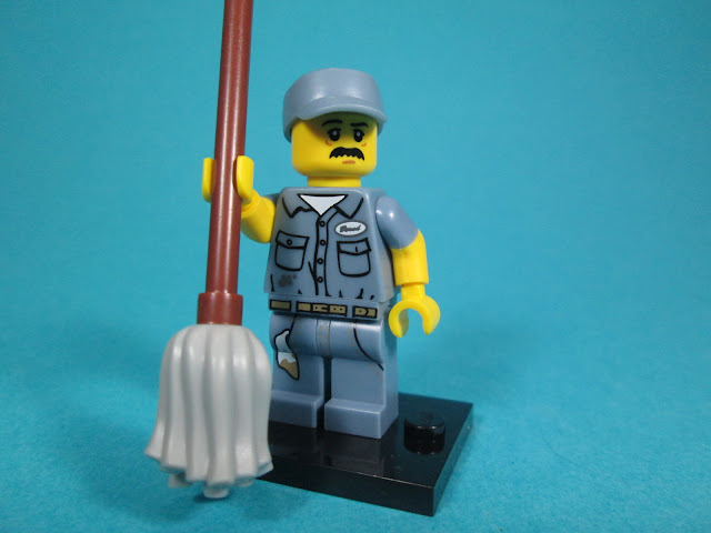 Set LEGO 71011 LEGO® Minifigures Series 15 #9 - Janitor
