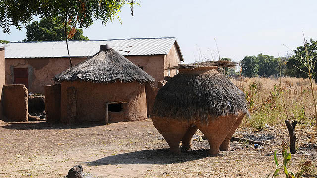 Koussou Kongou houses