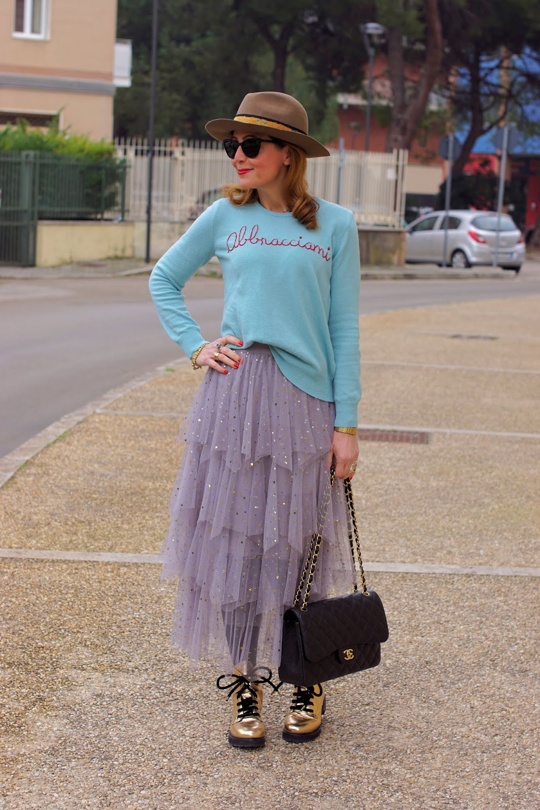 Tulle skirt and Combat boots outfit idea on Fashion and Cookies fashion blog, fashion blogger style