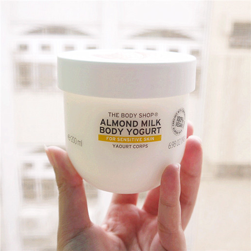 REVIEW THE BODY SHOP ALMOND MILK BODY YOGURT
