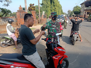 Patroli Gabungan di Pasar Mindahan Batealit Jepara