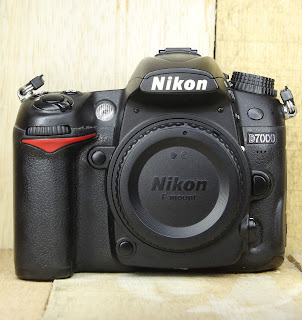 Kamera DSLR Nikon D7000 ( Body Only )