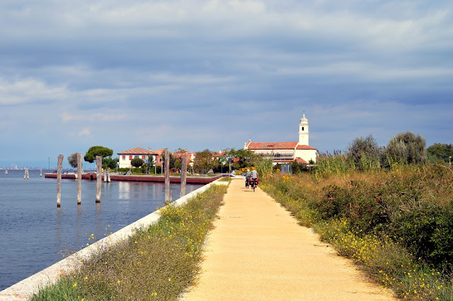 dal lido a pellestrina ciclovia isole di venezia