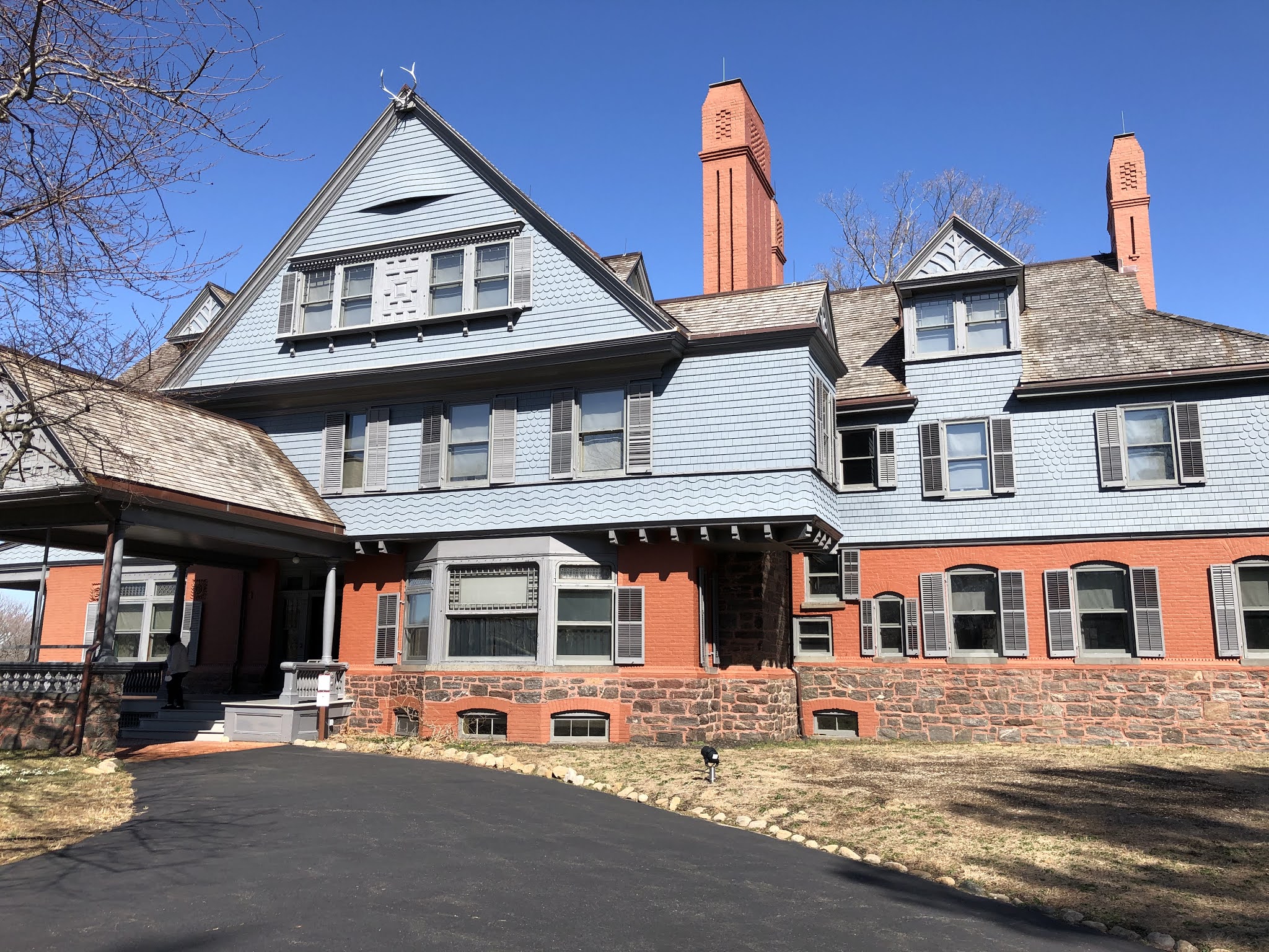 Top 3 things to do in Oyster Bay, Long Island, NY Top 3 things to do in Oyster Bay, Long Island, NY