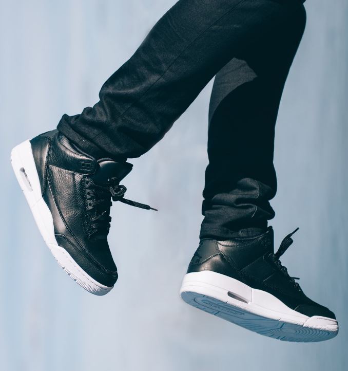THE SNEAKER ADDICT: Select Air Jordan Retros Under Retail
