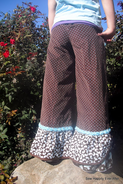 Sew Happily Ever After: Aivilo Ruffle Pants