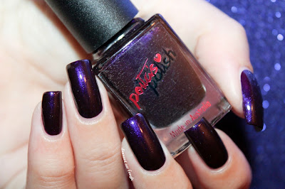 Swatch of the nail polish "Vesper" from Peita's Polish