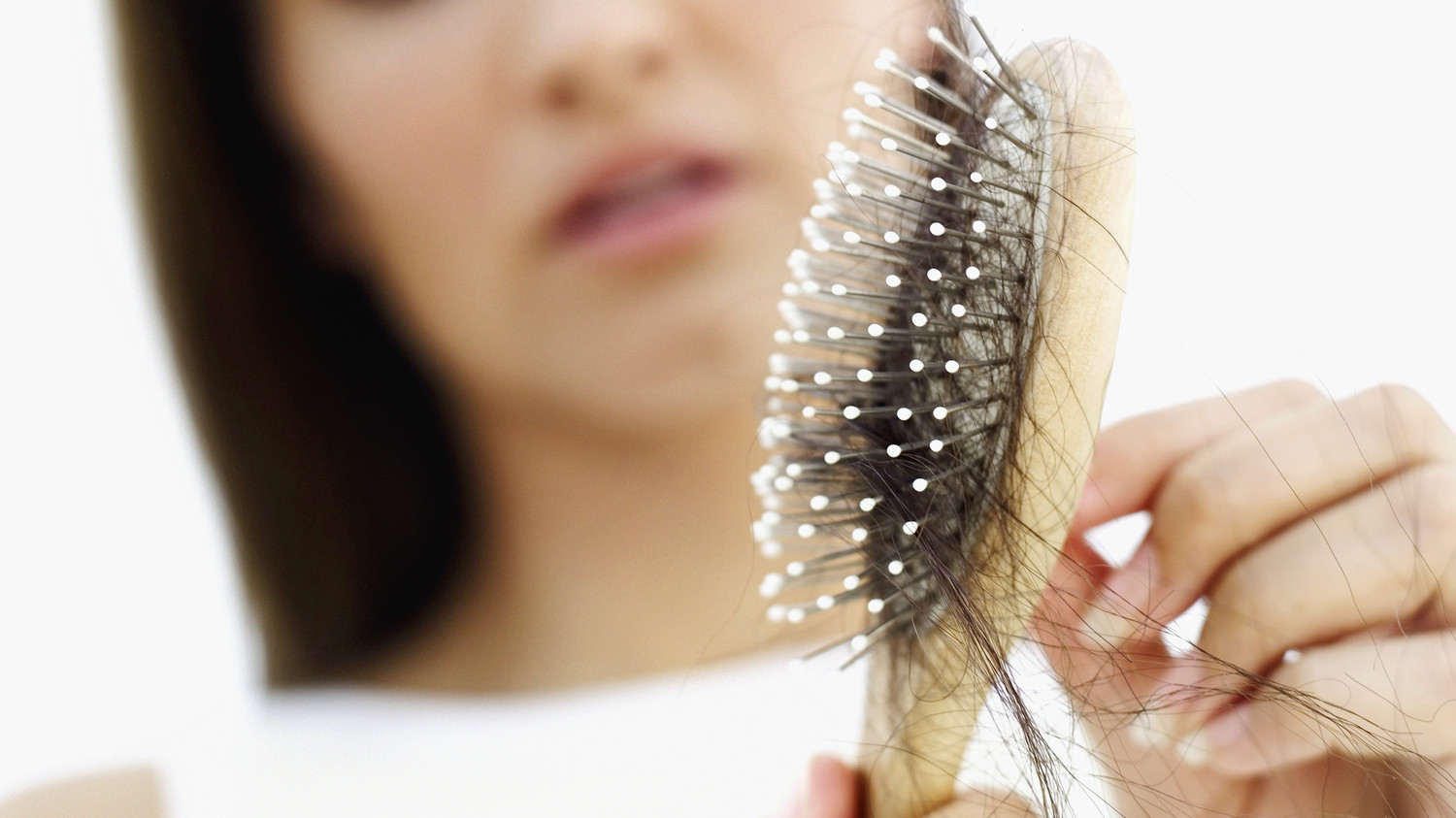 Kenapa Rambut Gugur Selepas Bersalin Dan Tips Untuk Mengelakkan Masalah