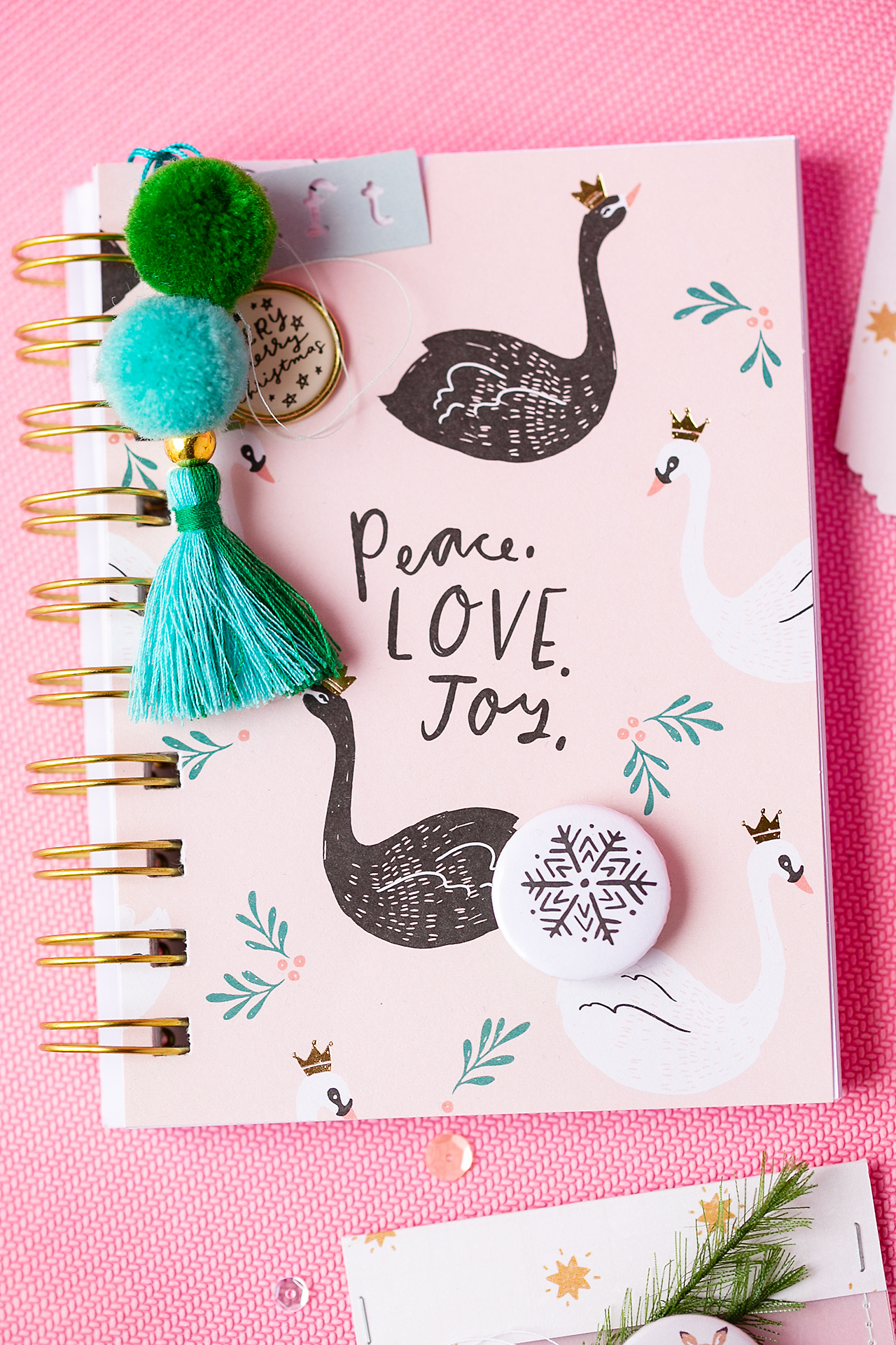 Cute Notepad with Hey Santa by Crate Paper
