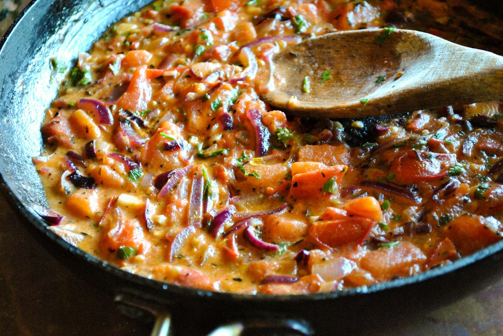 Easy tomato cream sauce (gluten free) VeganSandra