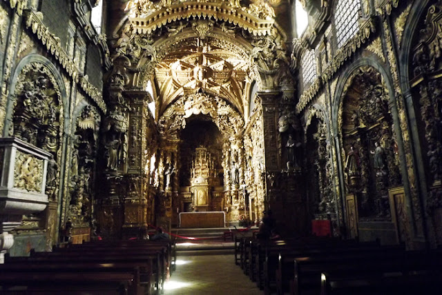 interior da Igreja de Santa Clara do Porto antes de ser restaurada