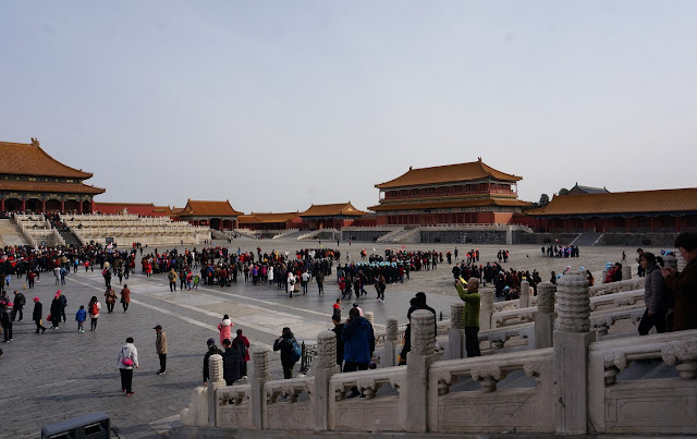 Right-hand side of the courtyard