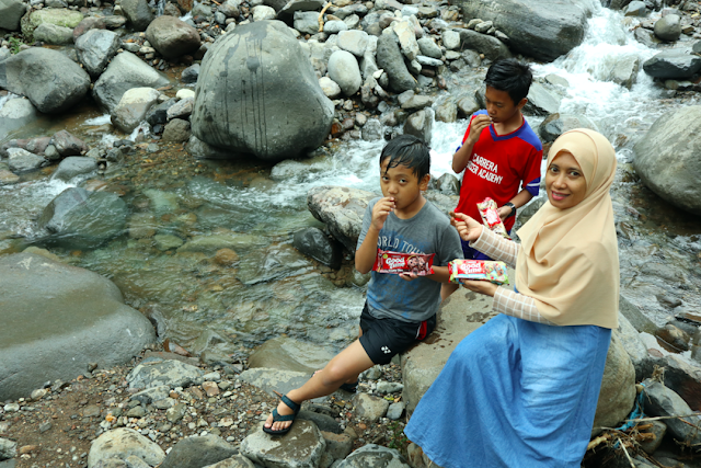 cerita menciptakan kebahagiaan