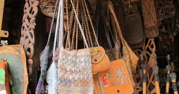 Contoh Makalah Kerajinan Tekstil Modern dari Papua Contoh Makalah Kerajinan Tekstil Modern dari Papua