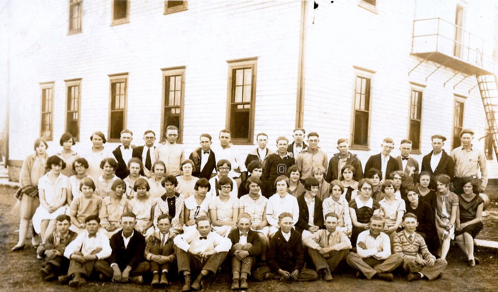 Sutton Nebraska Museum Ong High School student body spring 1928