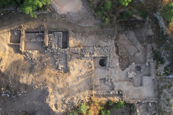 Ναός της εποχής του Σιδήρου που αποκαλύπτεται κοντά στην Ιερουσαλήμ θέτει υπό αμφισβήτηση το κείμενο της Βίβλου