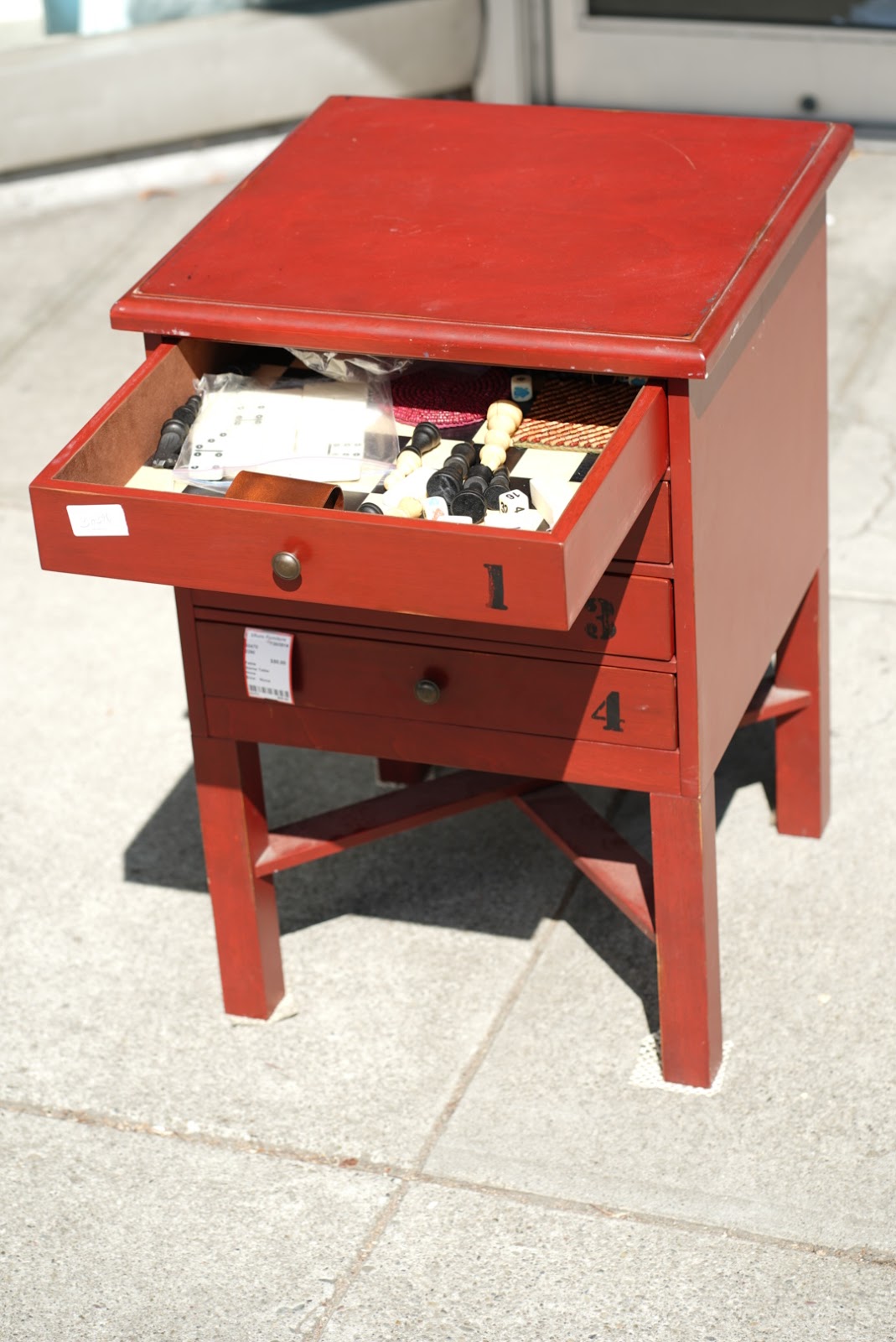 Uhuru Furniture Collectibles Sold 30470 Pottery Barn 26 X 18