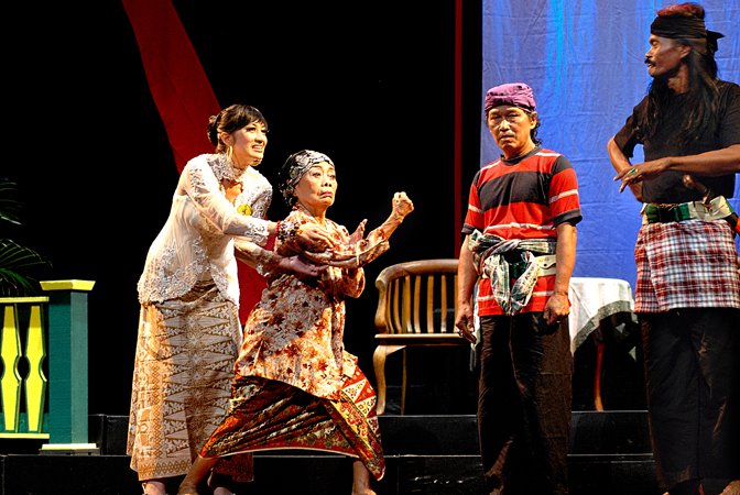 Seni Teater Tradisional Yang Terkenal Di Indonesia Seni 