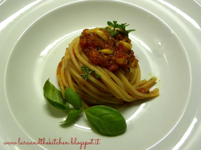 spaghetti agli aromi del balcone