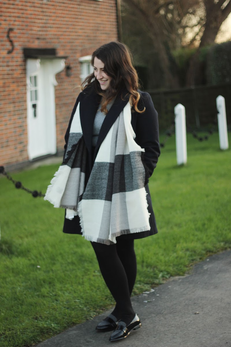 Joules monochrome scarf review www.itscohen.co.uk