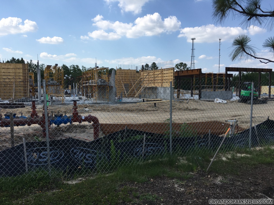 PHOTOS: New Flamingo Crossings Hotel Goes Vertical Near Walt Disney