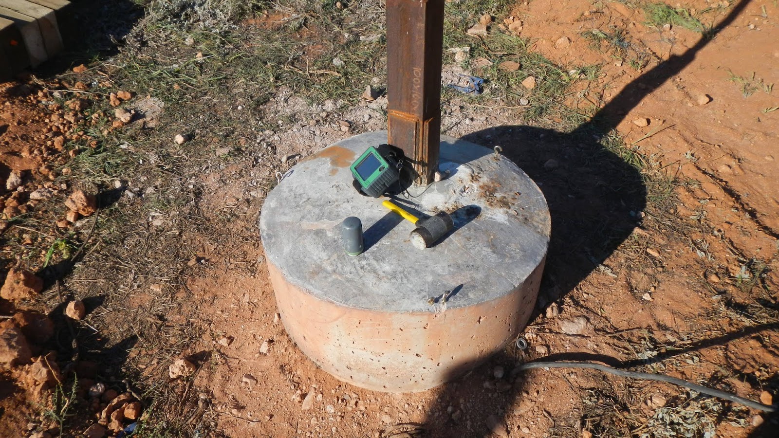 Soil Test & Pile Analyzer Pile Integrity Test (PIT)