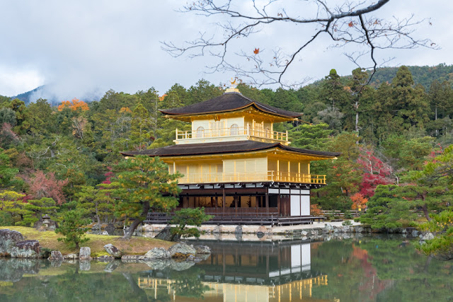 kinkakuji golden pavilion kyoto japan