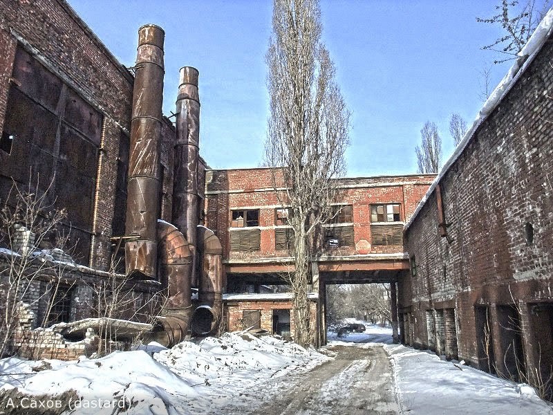 Производственное здание мельковского механического завода ф. Завод пигмент октябрьской набережной 38. Продать бывший завод. Производственное здание 5000м2. Продажа бывшего завода.