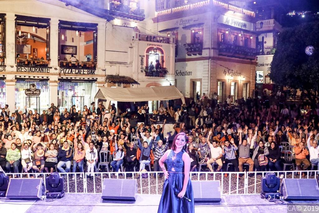 Vive Taxco tercer día de su Feria Nacional de la Plata