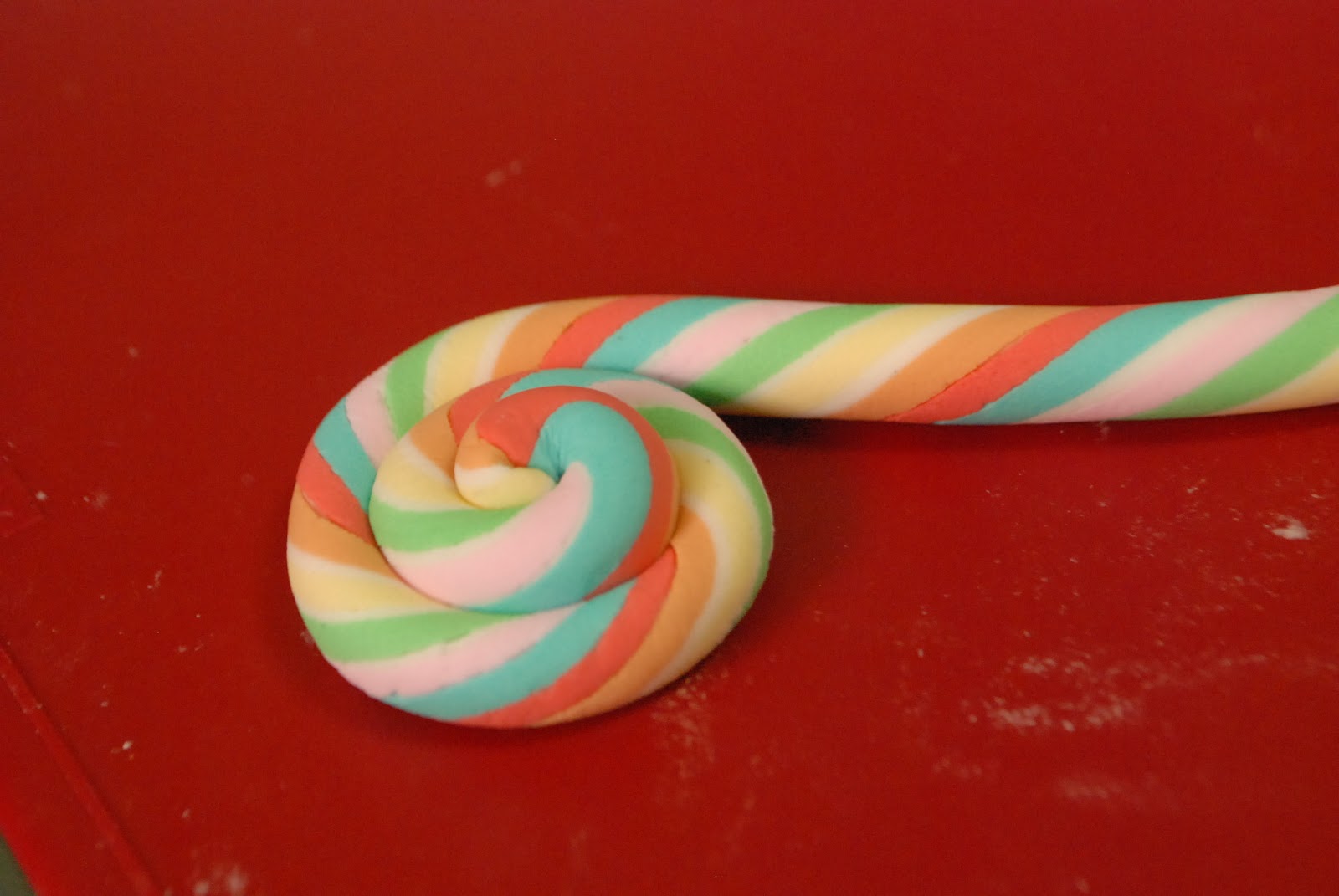 Rainbow Swirl Lollipop Cake Recipe