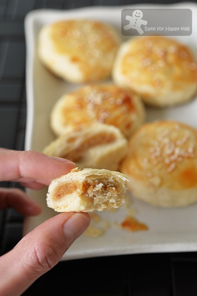 Bake For Happy Kids The Flaky And Flakiest Tau Sar Piah