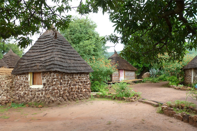 Cabañas del Campement Dogon du Fouta en Dindefelo