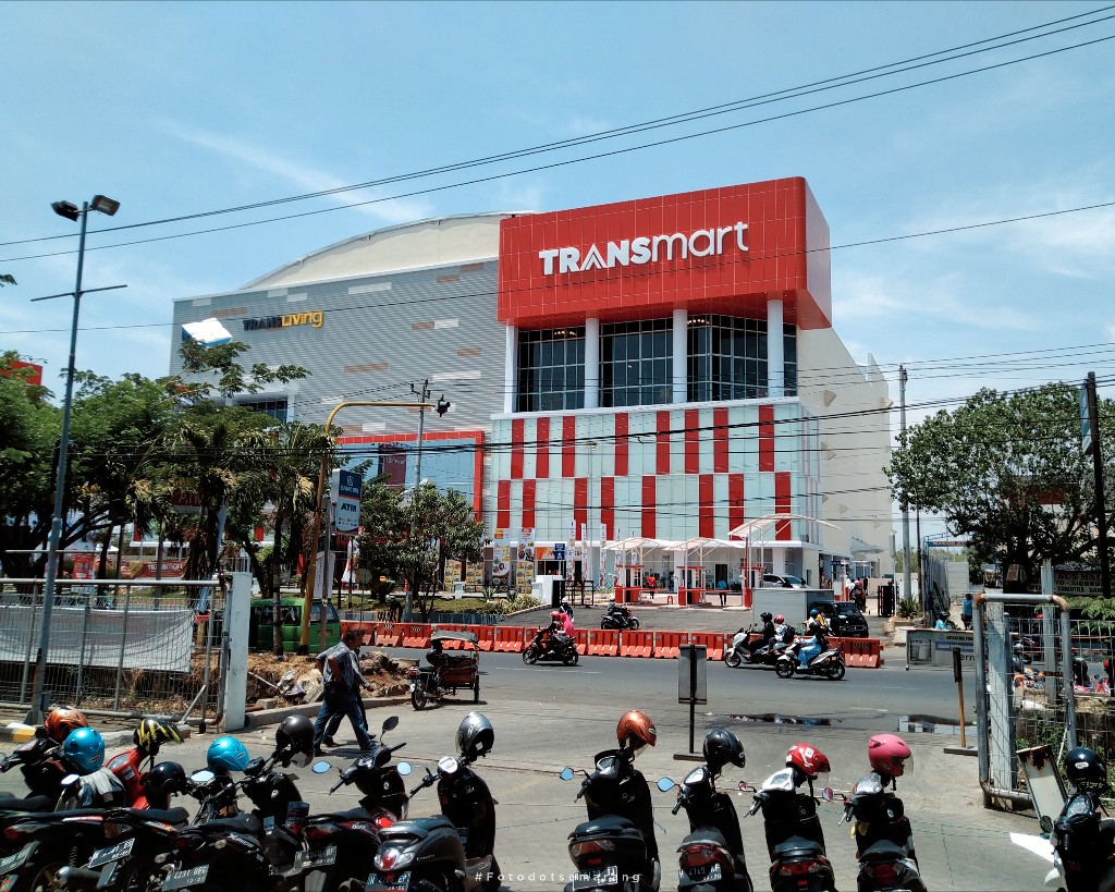 Transmart Majapahit Buka, Tempat Hiburan Baru di Semarang Timur