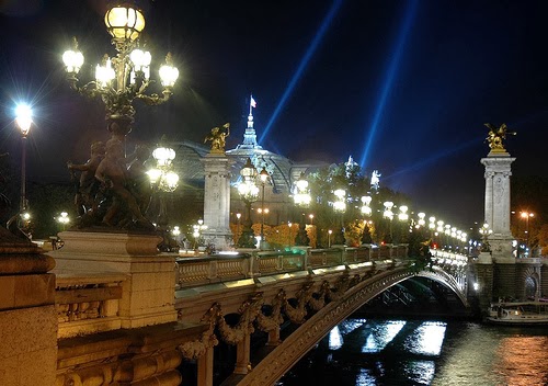 One Exquisite Night in Paris.: 5 Most Extravagantly Romantic Things to ...