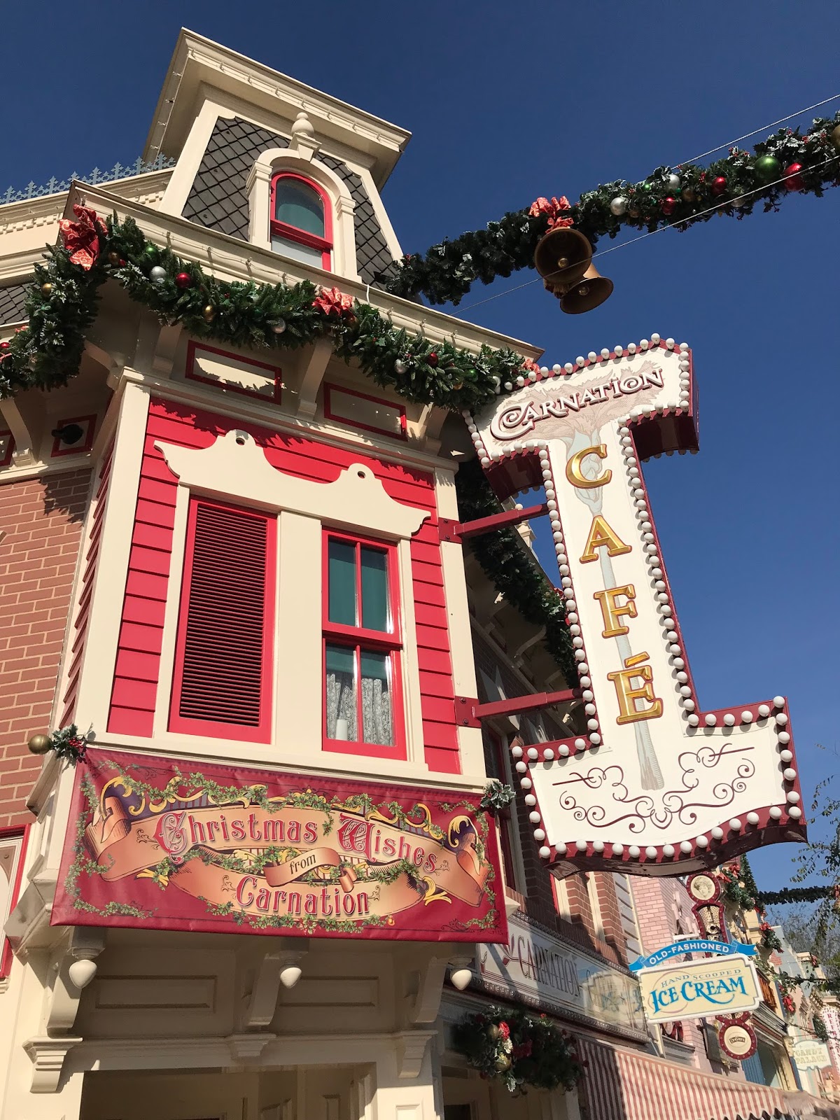 Alexis's Gluten Free Adventures: Carnation Cafe - Disneyland Park