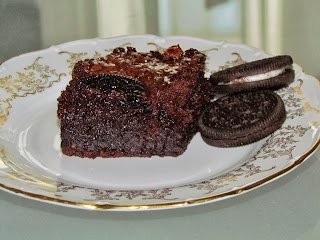 Negresa cu biscuiti oreo / Brownie with oreo cookies