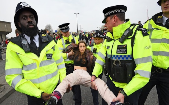 SECOND DAY OF LONDON CLIMATE-CHANGE STREET PROTESTS ARRESTS TOP 120 