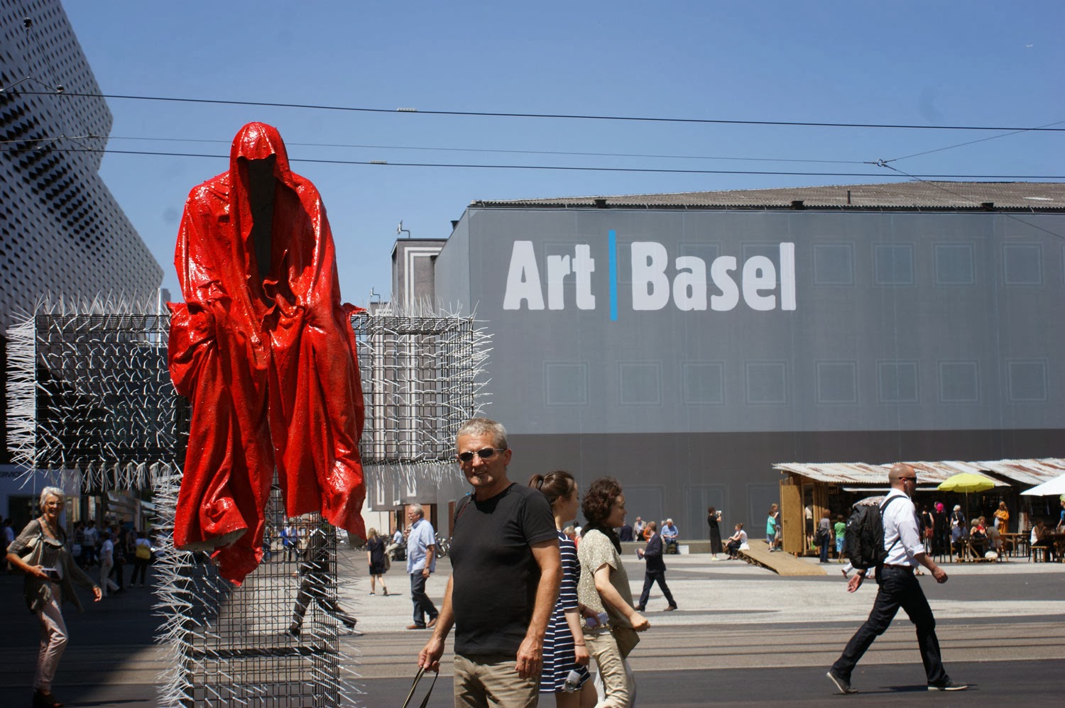 Uncategorized Handel Contemporary treseizero contemporary istanbul modern art fair kunst und handel graz vienna sculpture t guardian sculptor christoph luckeneder m