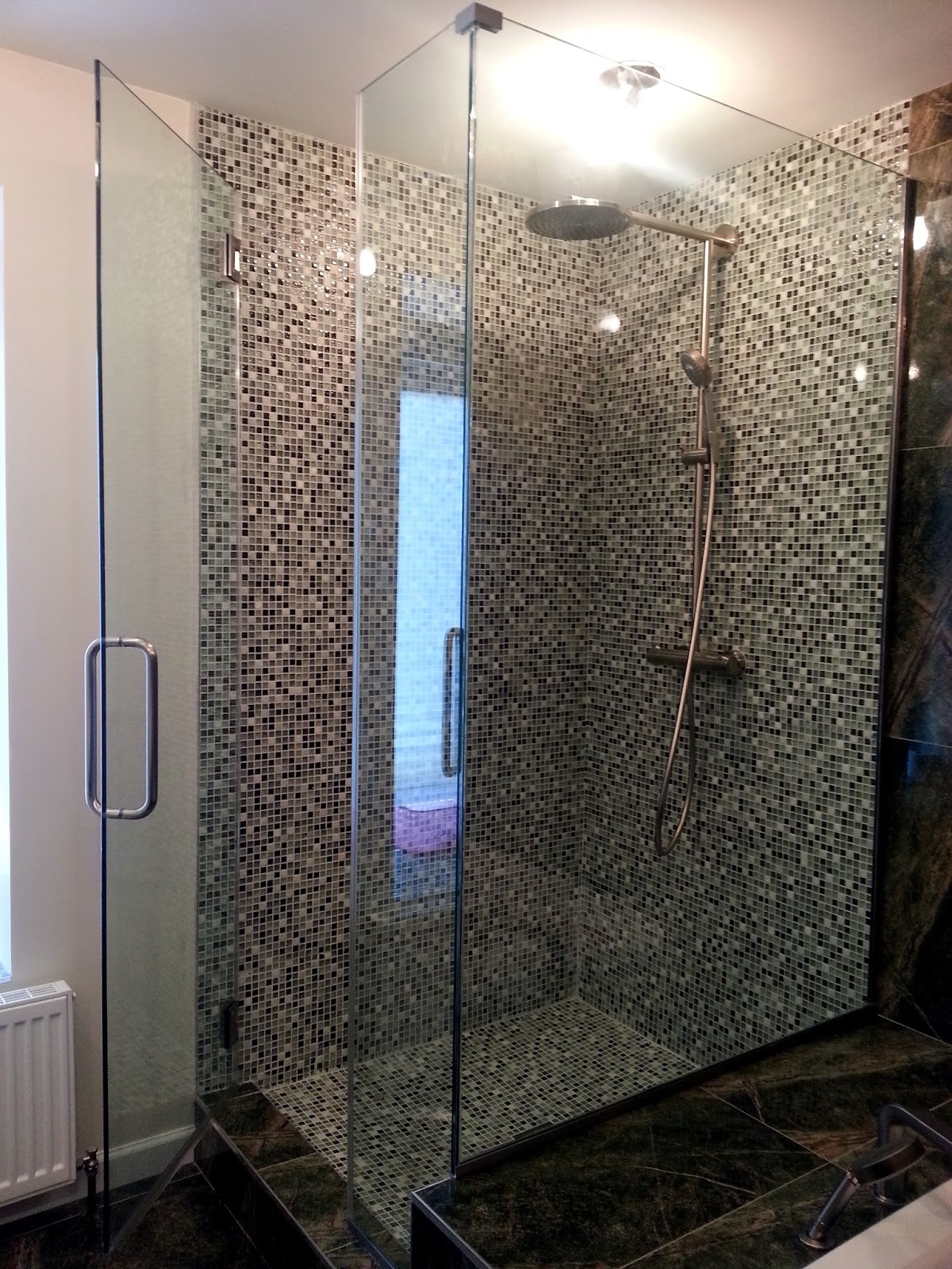 FRAMELESS SHOWER DOORS NYC