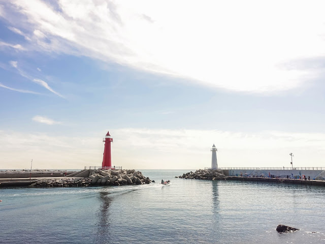 青沙浦紅白燈塔