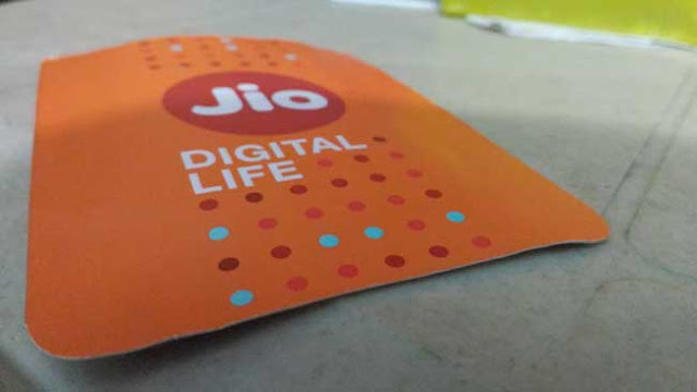 Jio – Get Free 13 GB Data + 500 Minutes In Just ₹71