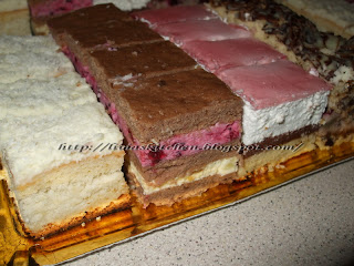 Prajituri asortate 8